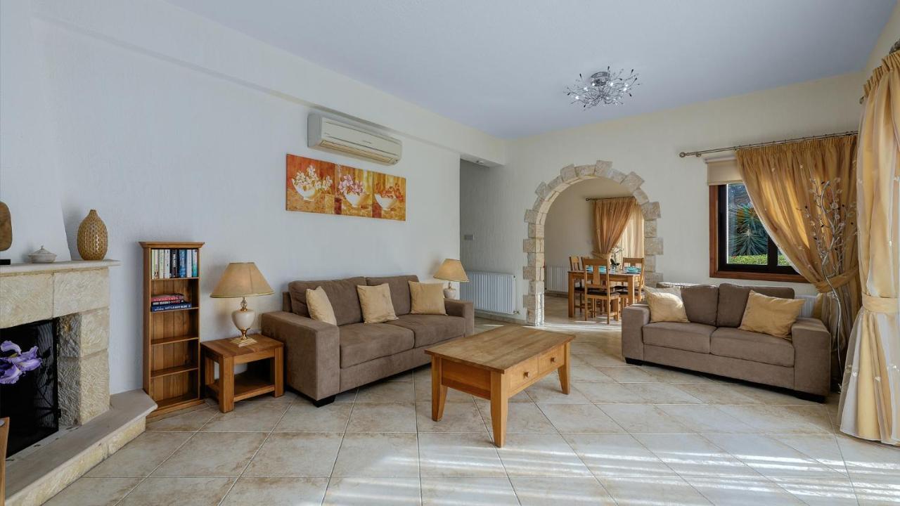 Villa Camelot By Ezoria Villas Coral Bay Eksteriør billede